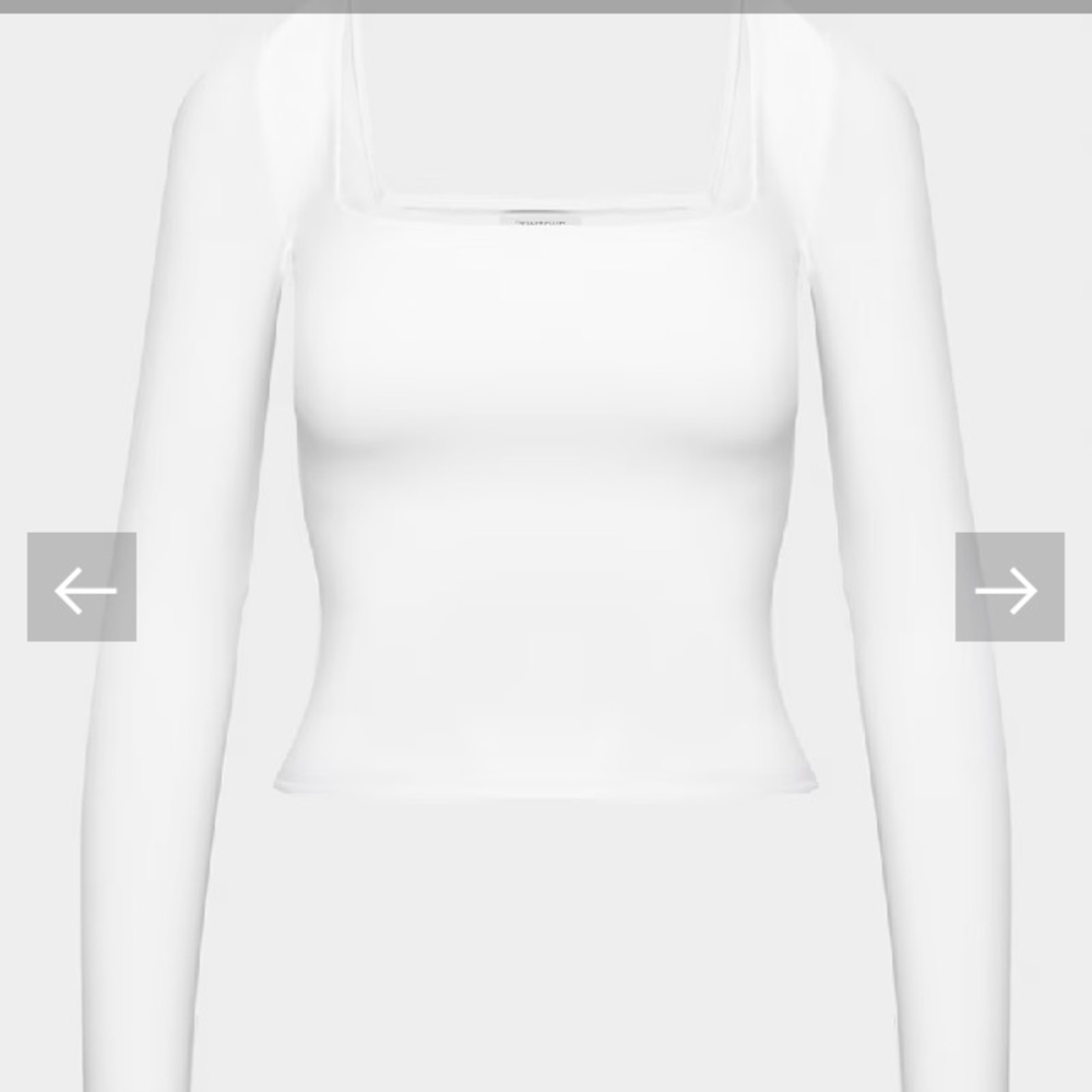 Aritzia Babaton Long Sleeve Square Neck contour Top